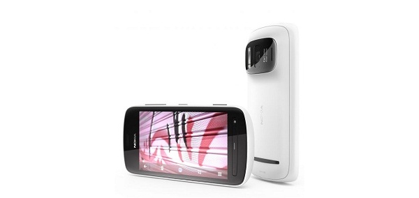 Nokia 808 Pureview'ssä 41 megapikselin kamera (päivitetty 13:06)